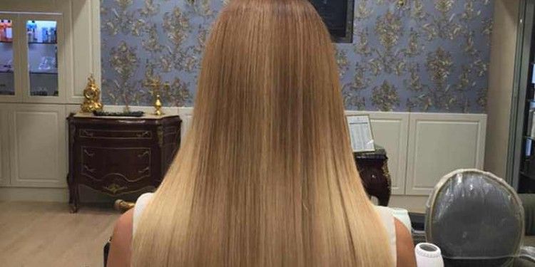 Φωτογραφία από Θεραπεία κερατίνης για τα ταλαιπωρημένα μαλλιά μετά τις διακοπές